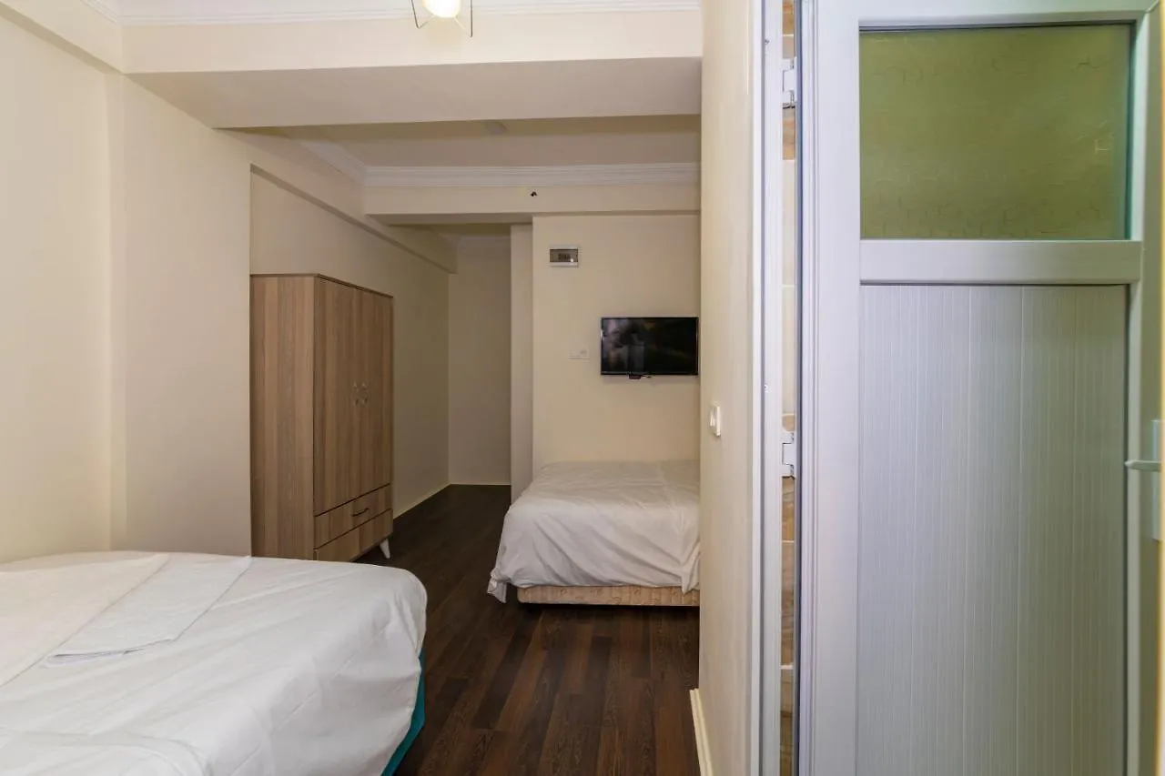 בית אירוח איסטמבול Kumkapi Romanos Hotel